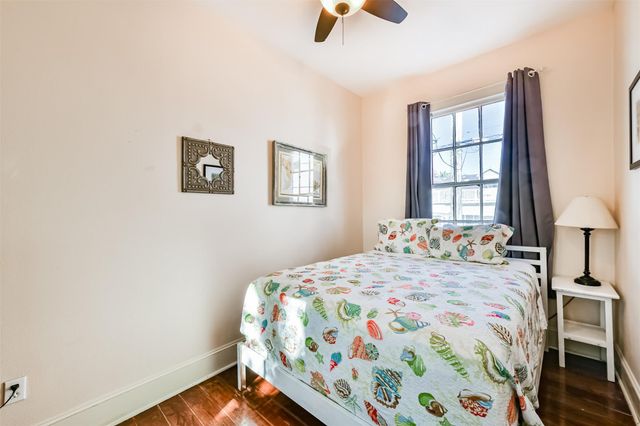 1213 18th Street, Galveston, TX 77550