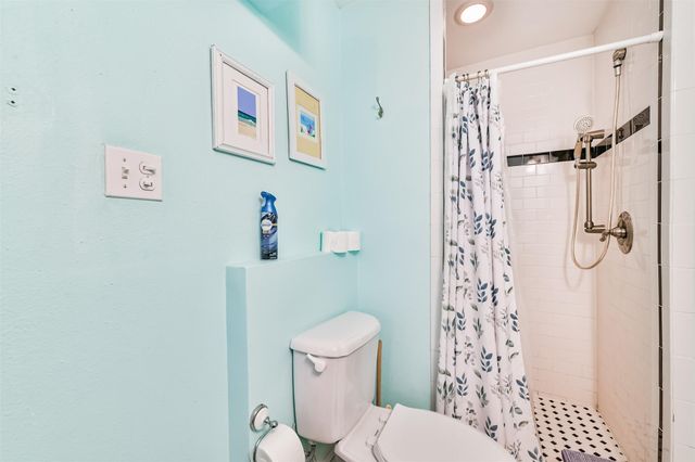 1213 18th Street, Galveston, TX 77550