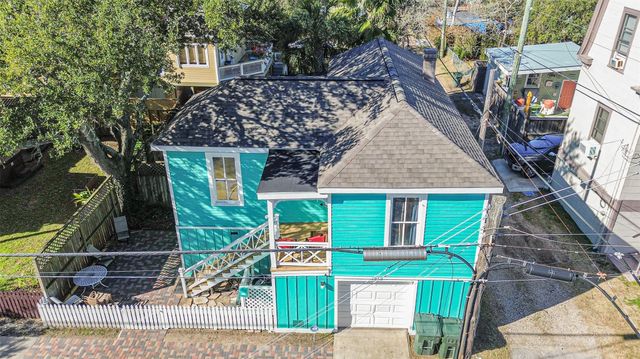 1213 18th Street, Galveston, TX 77550