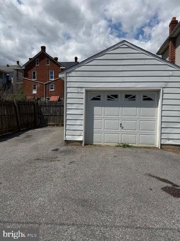129 RIDGE AVENUE, Waynesboro, PA 17268