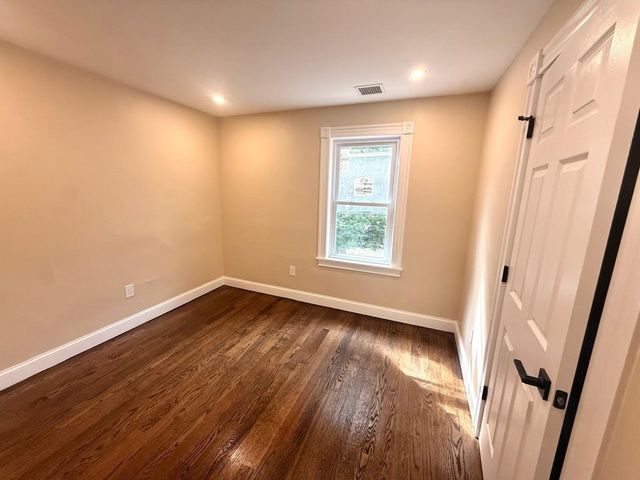163 Sylvan St, Malden, MA 02148