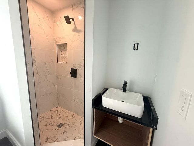 163 Sylvan St, Malden, MA 02148