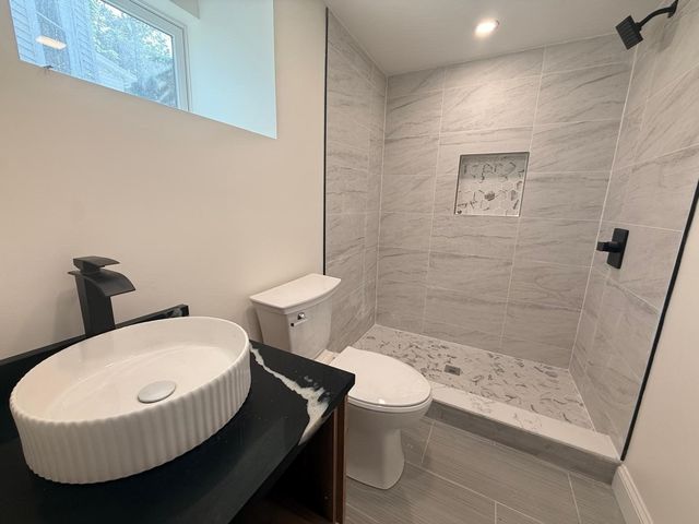 163 Sylvan St, Malden, MA 02148