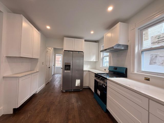 163 Sylvan St, Malden, MA 02148