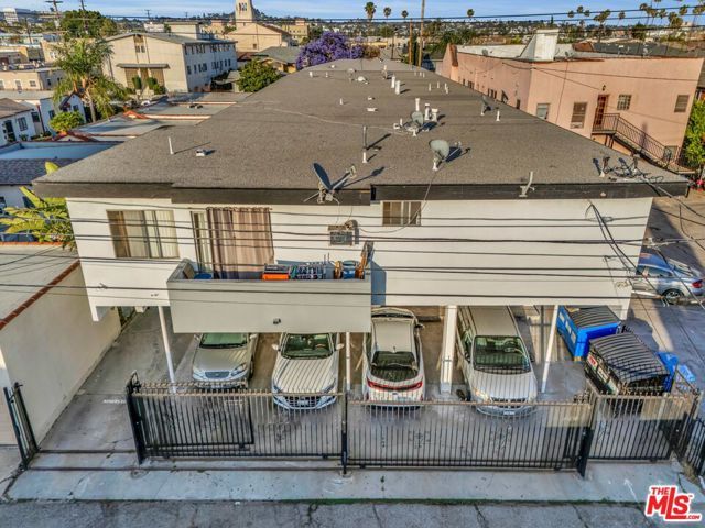 1045 N Ardmore Avenue, Los Angeles, CA 90029