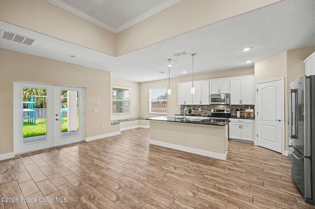 2152 Lune Court, West Melbourne, FL 32904