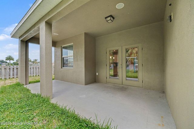 2152 Lune Court, West Melbourne, FL 32904