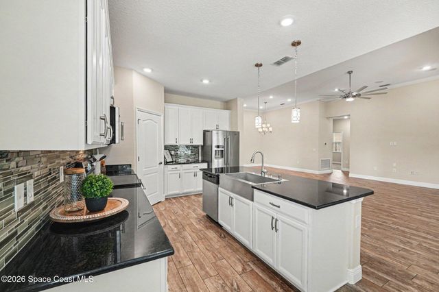 2152 Lune Court, West Melbourne, FL 32904