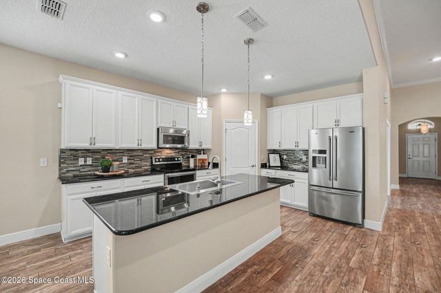 2152 Lune Court, West Melbourne, FL 32904