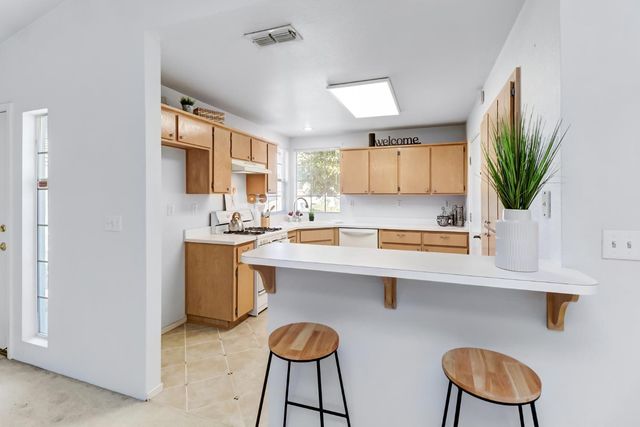8640 Travary Way, Antelope, CA 95843