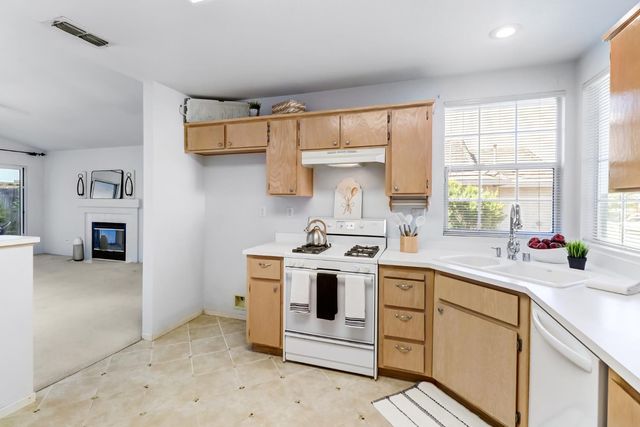 8640 Travary Way, Antelope, CA 95843