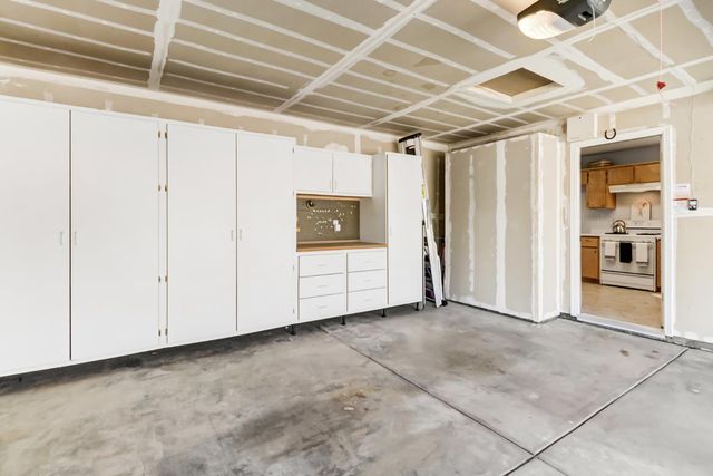 8640 Travary Way, Antelope, CA 95843