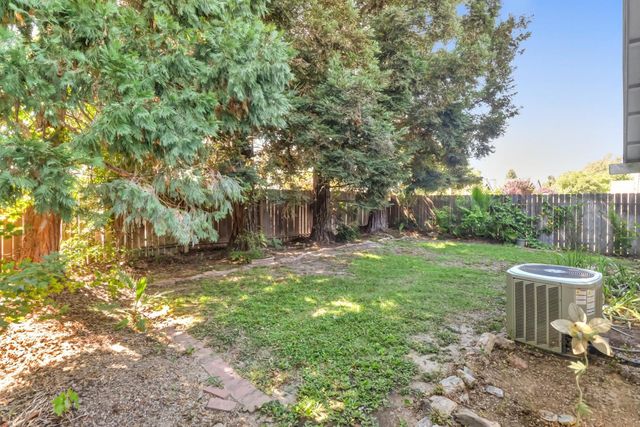 8640 Travary Way, Antelope, CA 95843