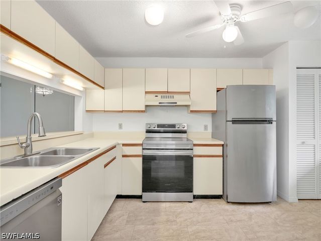 5780 Woodmere Lake CIR I201, Naples, FL 34112