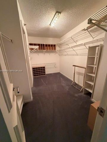 2000 Towerside Terrace 301, Miami, FL 33138