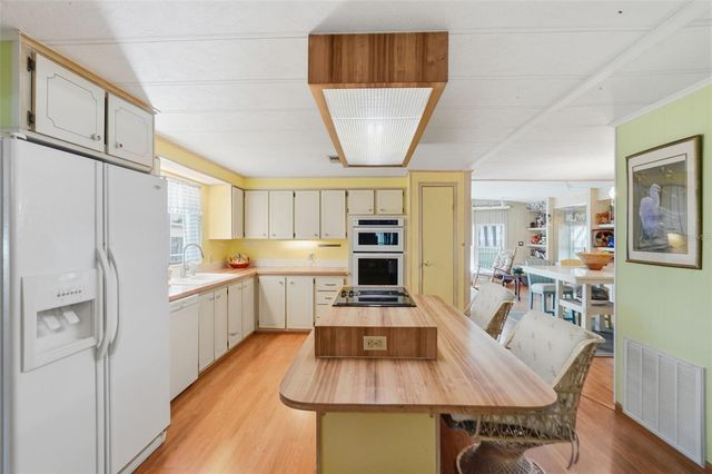 9790 66TH STREET N 130, Pinellas Park, FL 33782