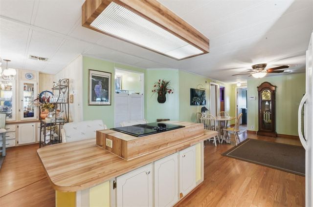 9790 66TH STREET N 130, Pinellas Park, FL 33782