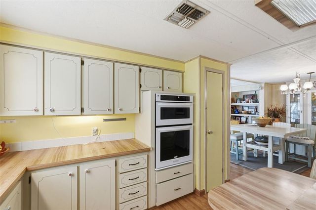 9790 66TH STREET N 130, Pinellas Park, FL 33782