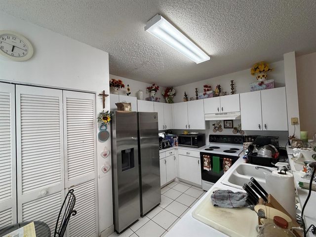 11812 Royal Palm Boulevard, Coral Springs, FL 33065