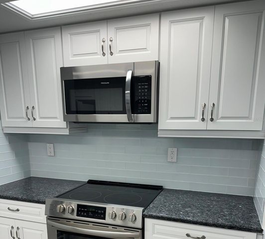 601 W OLD US HIGHWAY 441 3A, Mount Dora, FL 32757