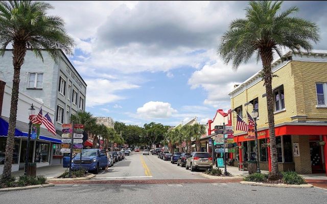 601 W OLD US HIGHWAY 441 3A, Mount Dora, FL 32757