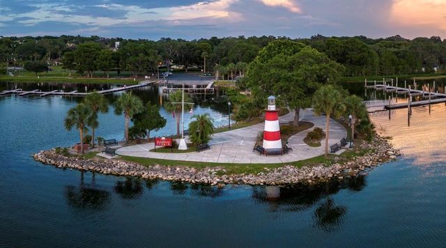 601 W OLD US HIGHWAY 441 3A, Mount Dora, FL 32757