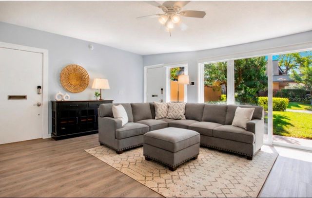 601 W OLD US HIGHWAY 441 3A, Mount Dora, FL 32757