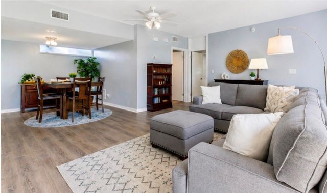 601 W OLD US HIGHWAY 441 3A, Mount Dora, FL 32757