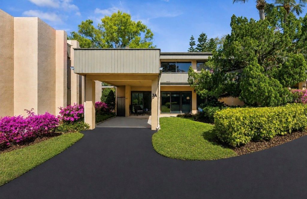 601 W OLD US HIGHWAY 441 3A, Mount Dora, FL 32757