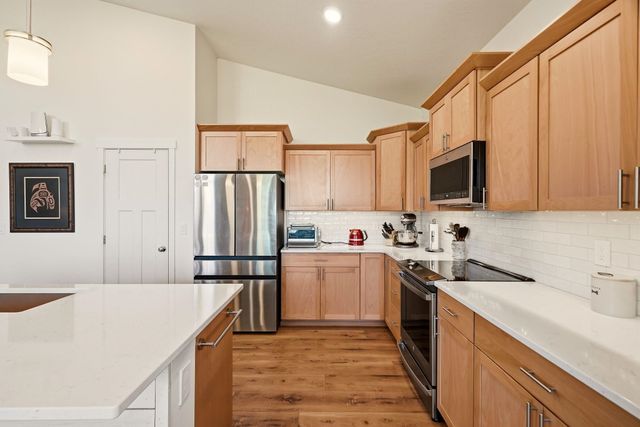 6607 Stony Way, Nine Mile Falls, WA 99027