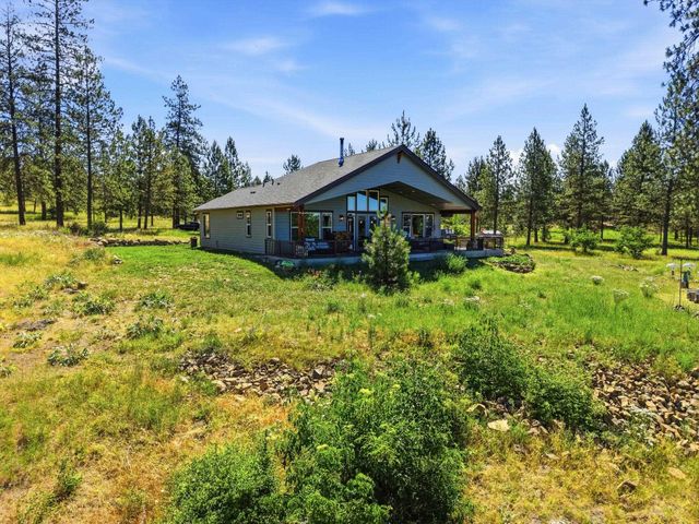 6607 Stony Way, Nine Mile Falls, WA 99027