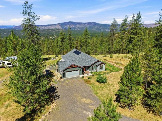 6607 Stony Way, Nine Mile Falls, WA 99027