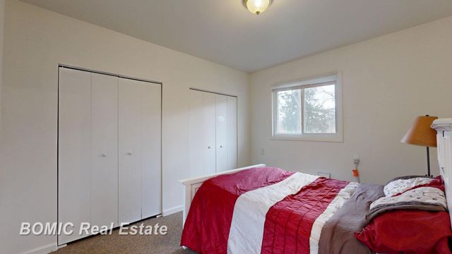 3700 N Saginaw Road, Midland, MI 48640