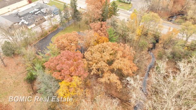 3700 N Saginaw Road, Midland, MI 48640