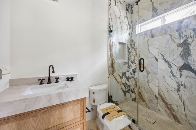 12914 Queensbury Lane, Houston, TX 77079