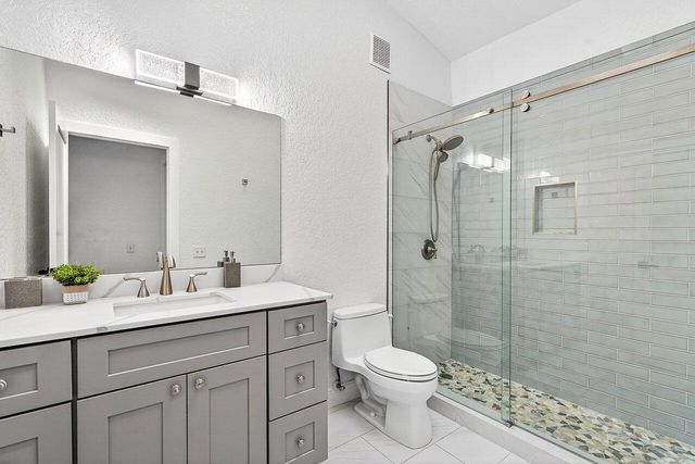 8331 SE Quail Ridge Way, Hobe Sound, FL 33455