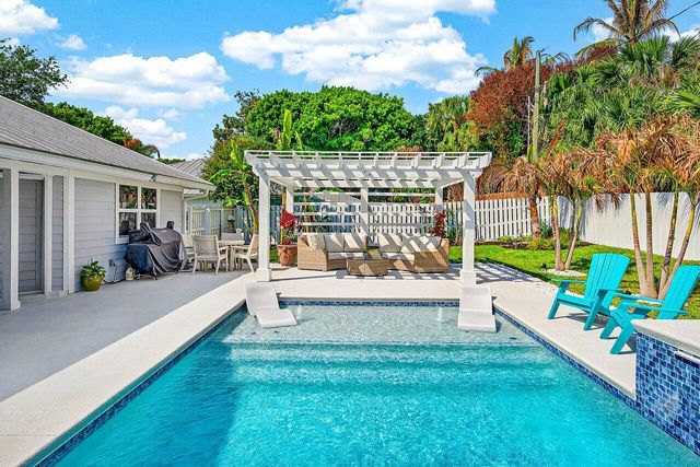 8331 SE Quail Ridge Way, Hobe Sound, FL 33455