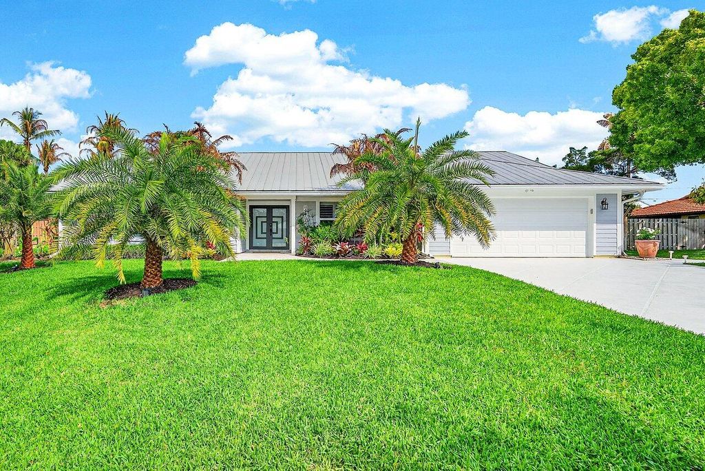 8331 SE Quail Ridge Way, Hobe Sound, FL 33455