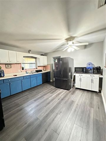 424 W HOGLE AVENUE, Deland, FL 32720