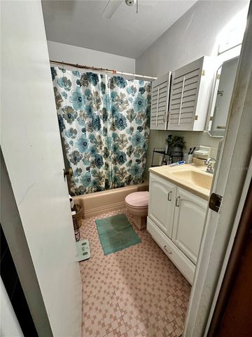 424 W HOGLE AVENUE, Deland, FL 32720