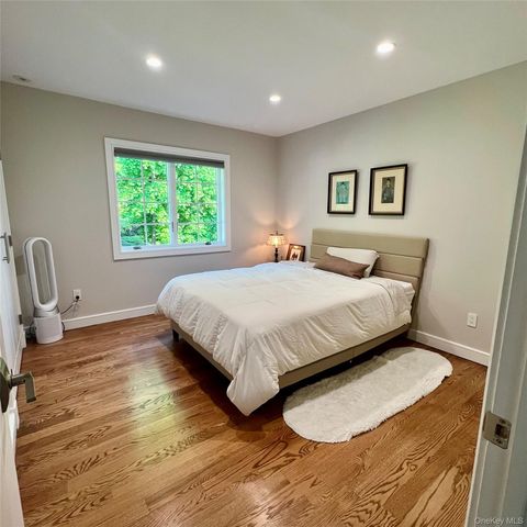 199 Hickory Grove Drive E, Larchmont, NY 10538