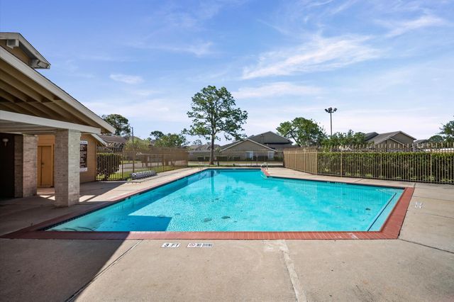 6171 Dryad Drive, Houston, TX 77035