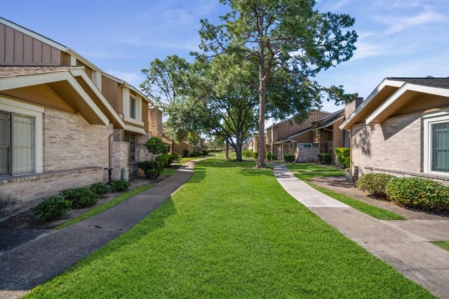 6171 Dryad Drive, Houston, TX 77035