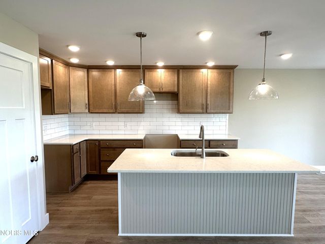 15309 Cypress Drive, Perrysburg, OH 43551