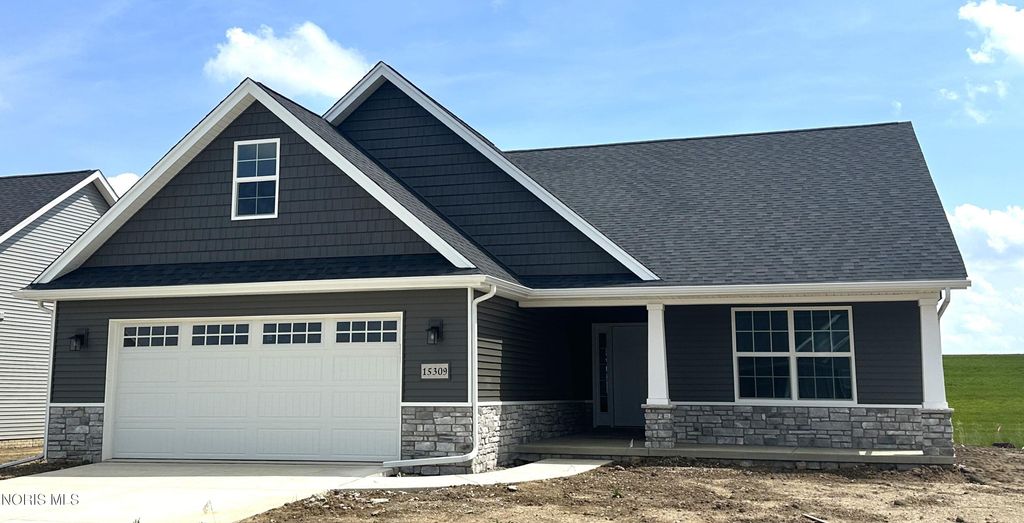 15309 Cypress Drive, Perrysburg, OH 43551