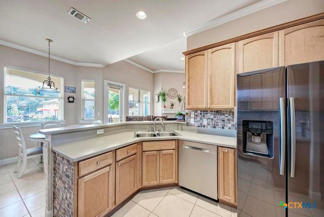 819 Mountain Drive, San Marcos, TX 78666