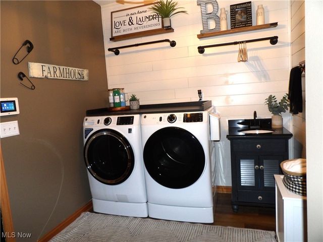 1238 Maxfli Drive, Akron, OH 44312