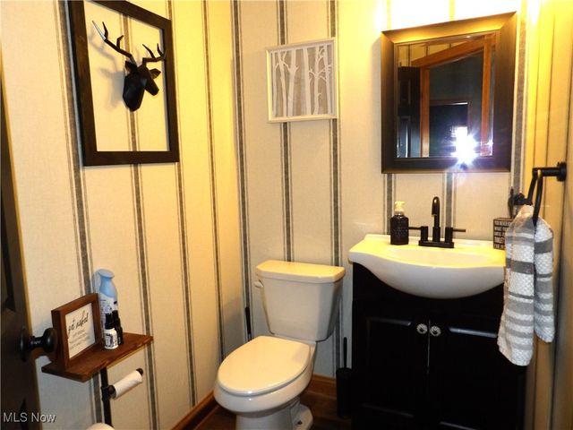 1238 Maxfli Drive, Akron, OH 44312