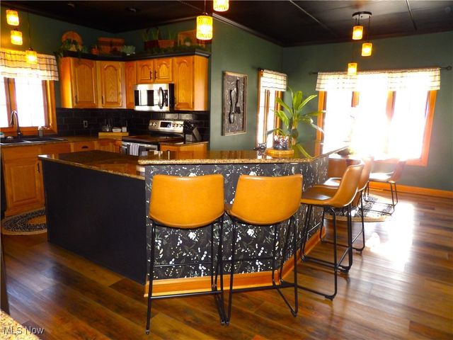 1238 Maxfli Drive, Akron, OH 44312