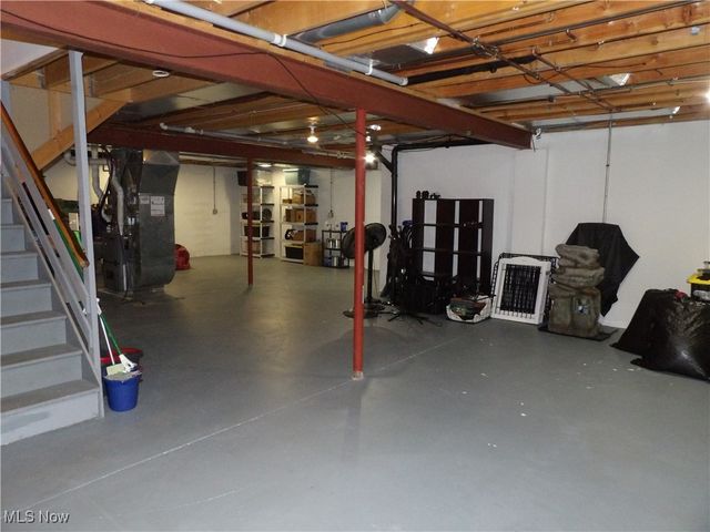 1238 Maxfli Drive, Akron, OH 44312